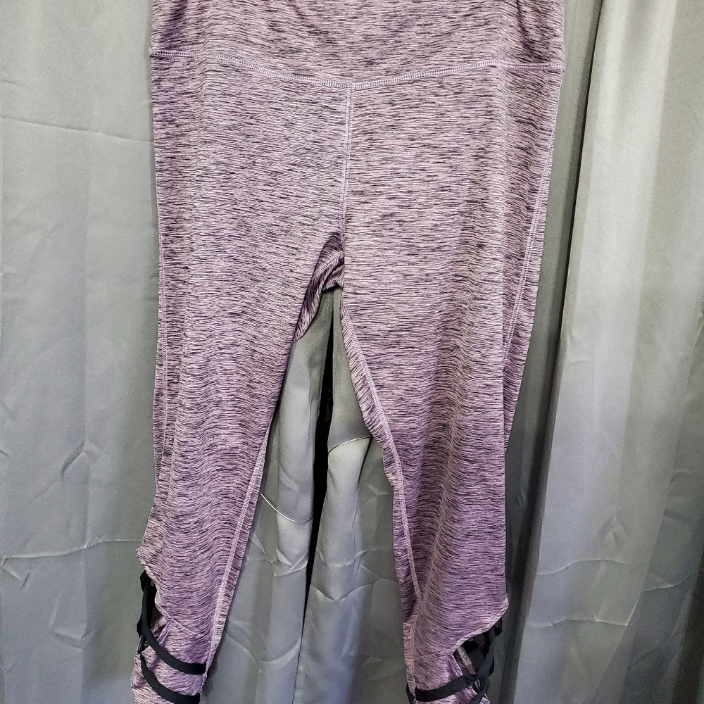Ladies Athletic Capris